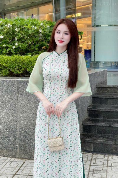 Áo dài Thanh Hương vải lụa Thái Tuấn Fatraly