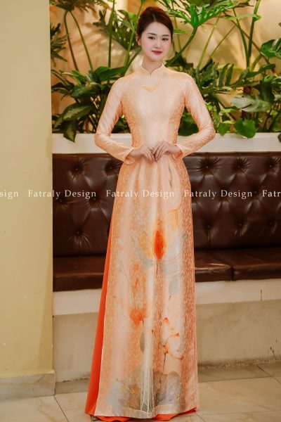 Áo dài Thanh Liên vải tơ tằm vân gấm có đính kết thủ công