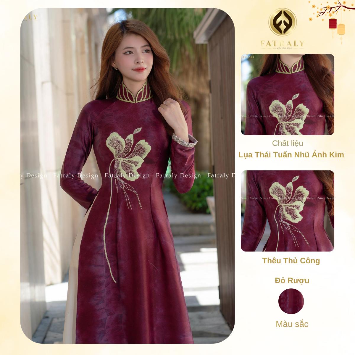 Áo dài lụa Thái Tuấn nhũ ánh kim hoàng gia hoạ tiết thêu thủ công siêu sang cho dịp đặc biệt 4 Áo dài lụa Thái Tuấn nhũ ánh kim hoàng gia hoạ tiết thêu thủ công siêu sang cho dịp đặc biệt - Hình ảnh 4