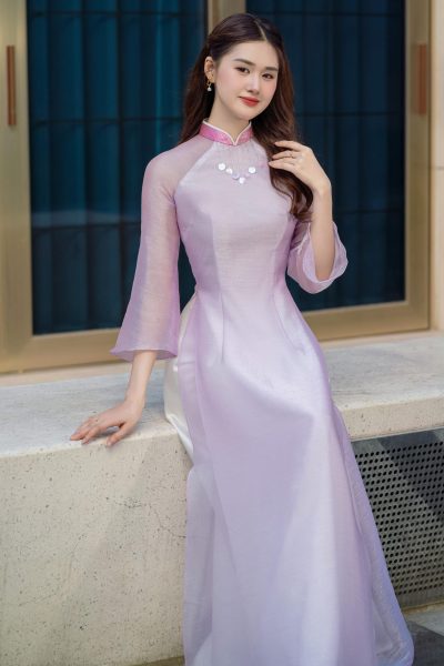 Áo dài nữ tơ 4 tà đính kết thủ công cao cấp chất liệu lụa mềm mại thoáng mát phù hợp bốn mùa vẻ đẹp thanh lịch và tinh tế