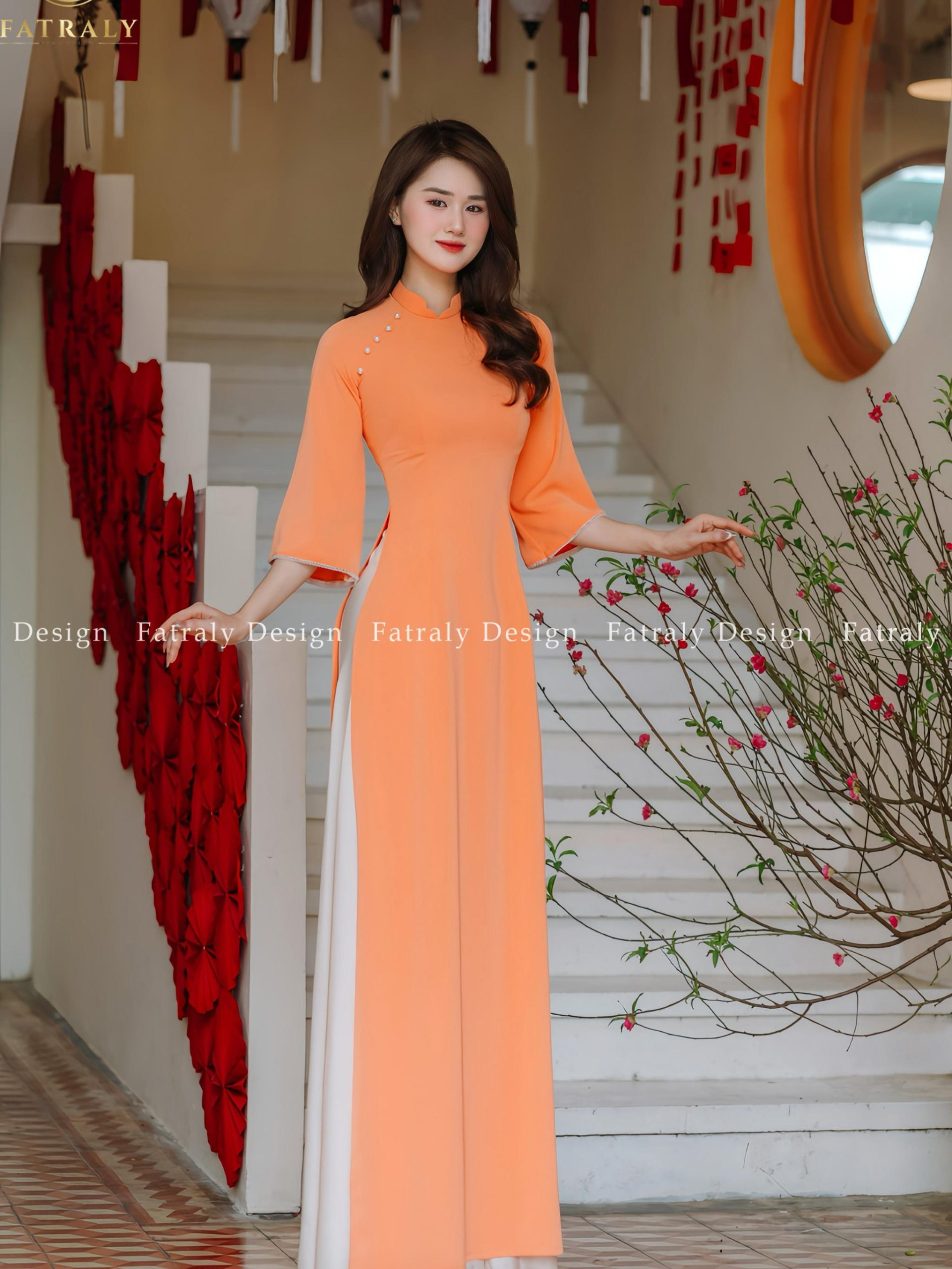 Áo Dài Truyền Thống Màu Cam Đào, Chất Liệu Lụa Thạch Anh Thái Tuấn Đính Ngọc