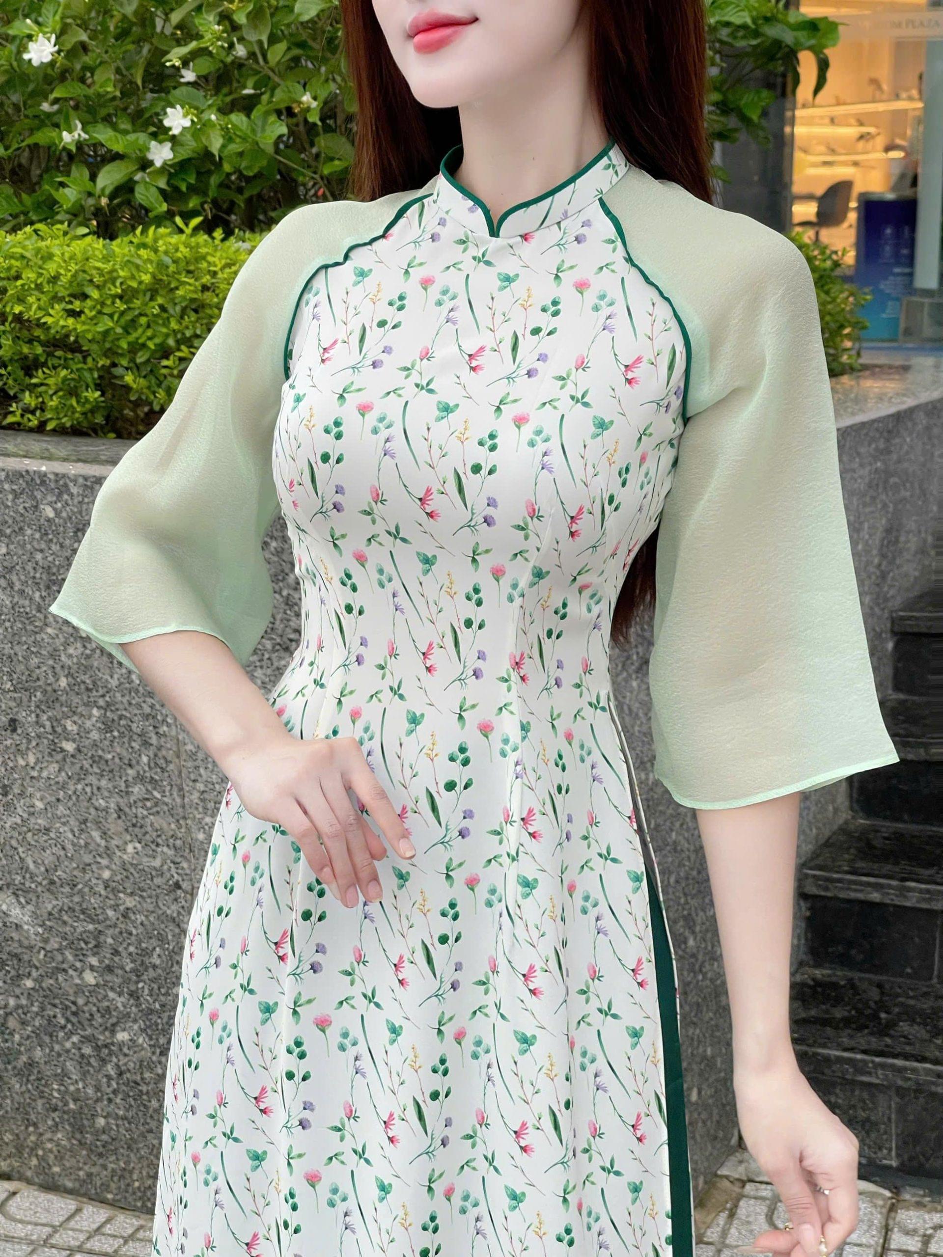 Áo dài Thanh Hương vải lụa Thái Tuấn Fatraly 2 Áo dài Thanh Hương vải lụa Thái Tuấn Fatraly - Hình ảnh 2