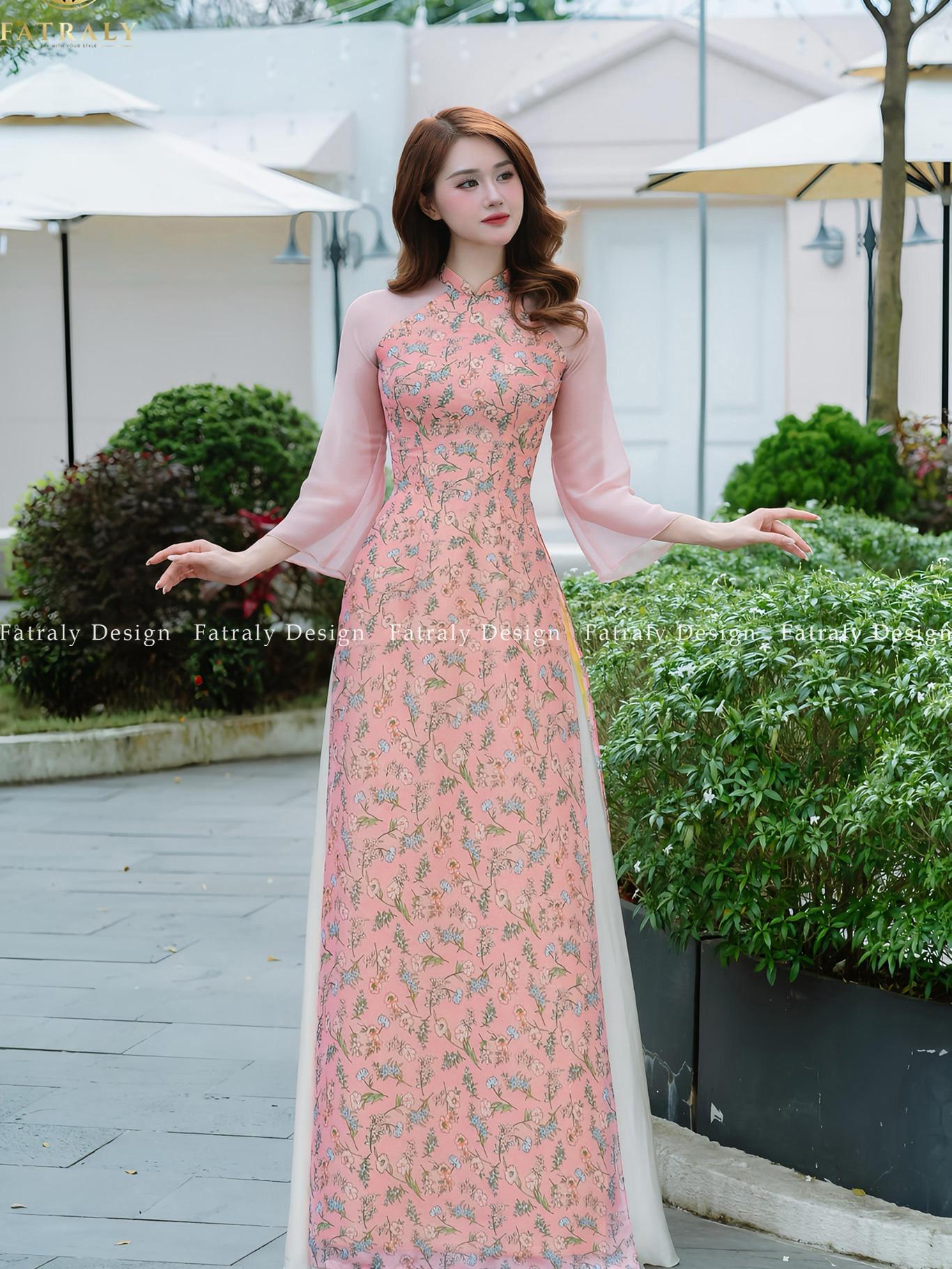 Áo dài vải tơ in 3D lót lụa nhũ ánh kim, thiết kế 4 tà may thủ công cao cấp, tay áo lỡ nhẹ nhàng, sản xuất tại Việt Nam