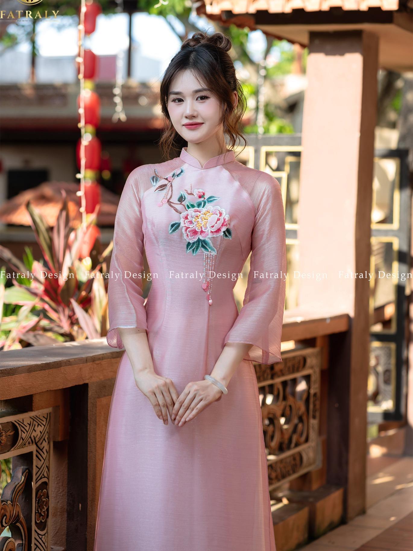Áo dài thiết kế tơ lót lụa 4 tà hoạ tiết vẽ tay cao cấp - Hình ảnh 2